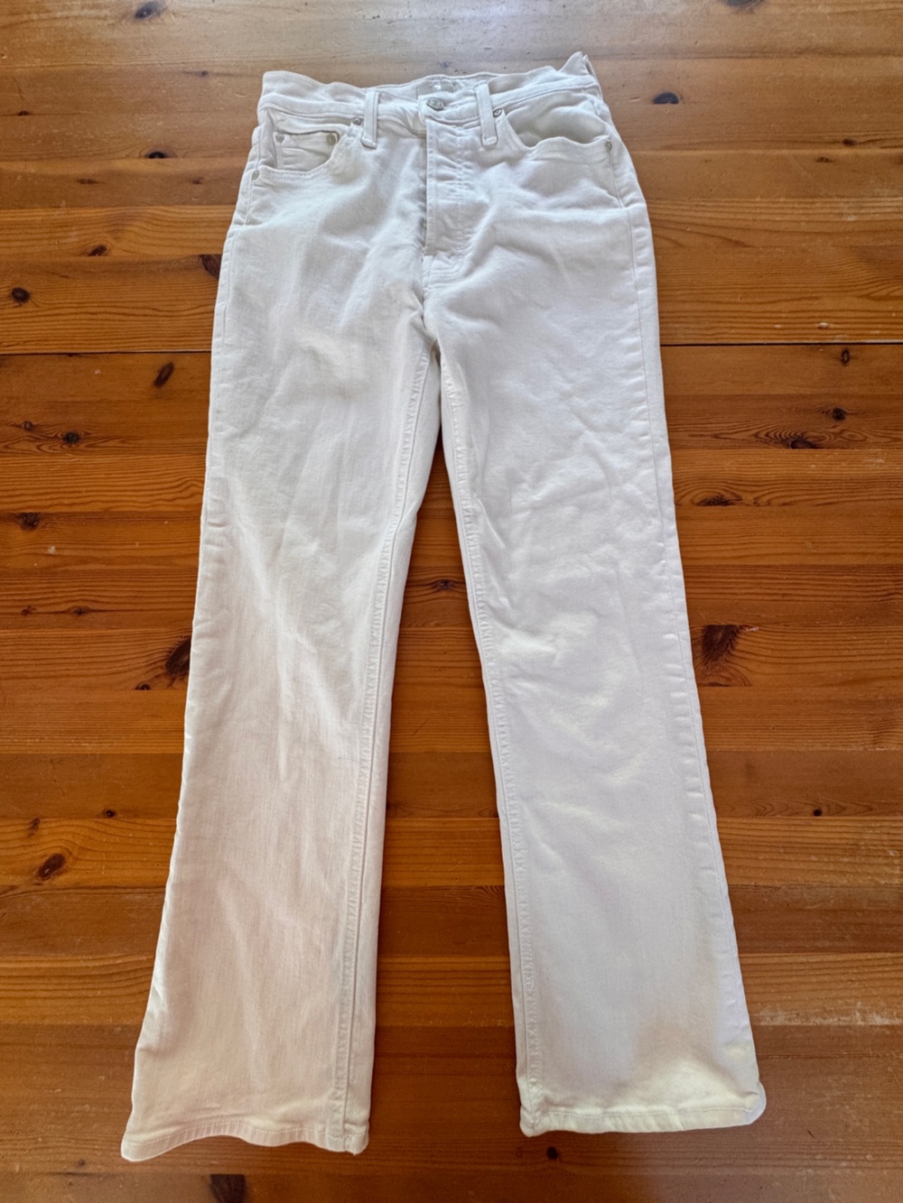MOTHER White Thé Tripper Ankle Crop Jeans